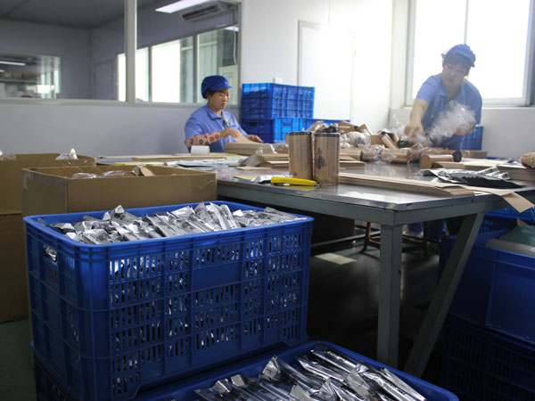 黑膏藥如何正確使用？怎么貼？方法都在這里