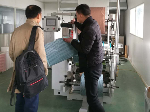 黑膏藥批發(fā)哪家比較好？正規(guī)膏藥廠家需要具備什么實力？
