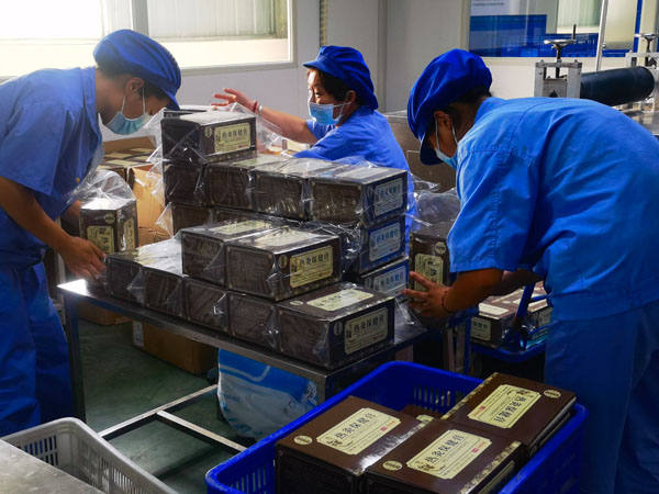 找膏藥代加工廠做加工貼牌和自己制作膏藥有什么區(qū)別？